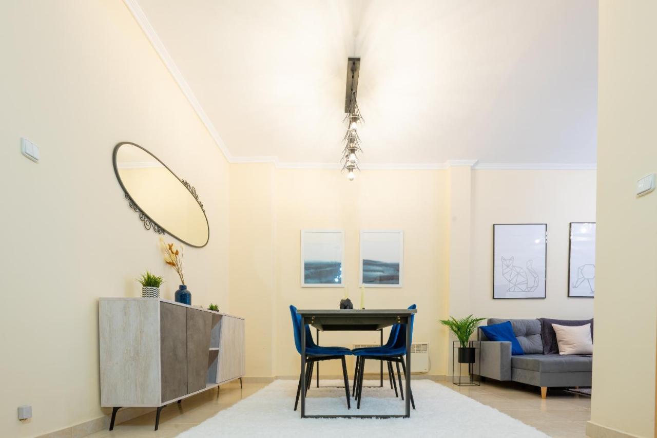 Niovi, Stylish Apartment Near The Waterfront Thessaloniki Exterior photo