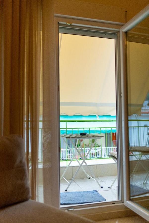 Niovi, Stylish Apartment Near The Waterfront Thessaloniki Exterior photo